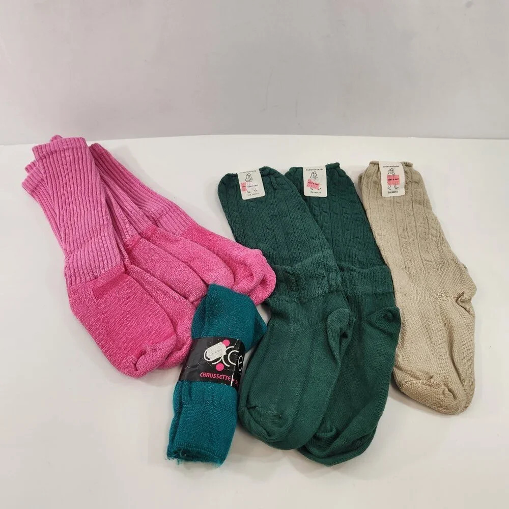 New Old Stock Vintage Socks Size 9-11